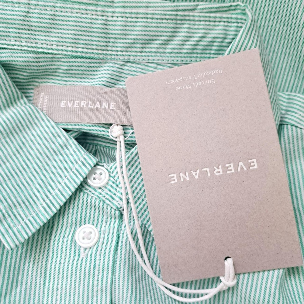 NWT EVERLANE Women's Green and White Striped Relaxed Button Down Shirt - Picture 2 of 3